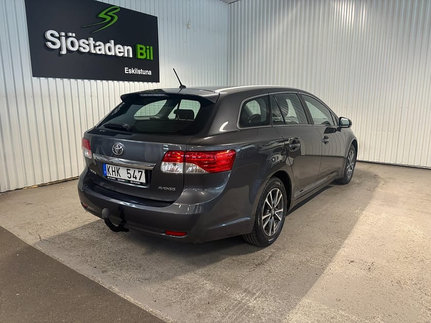 Bild 4 av Toyota Avensis Kombi 1.8 Valvematic Business Kamera/Drag/Bluetooth