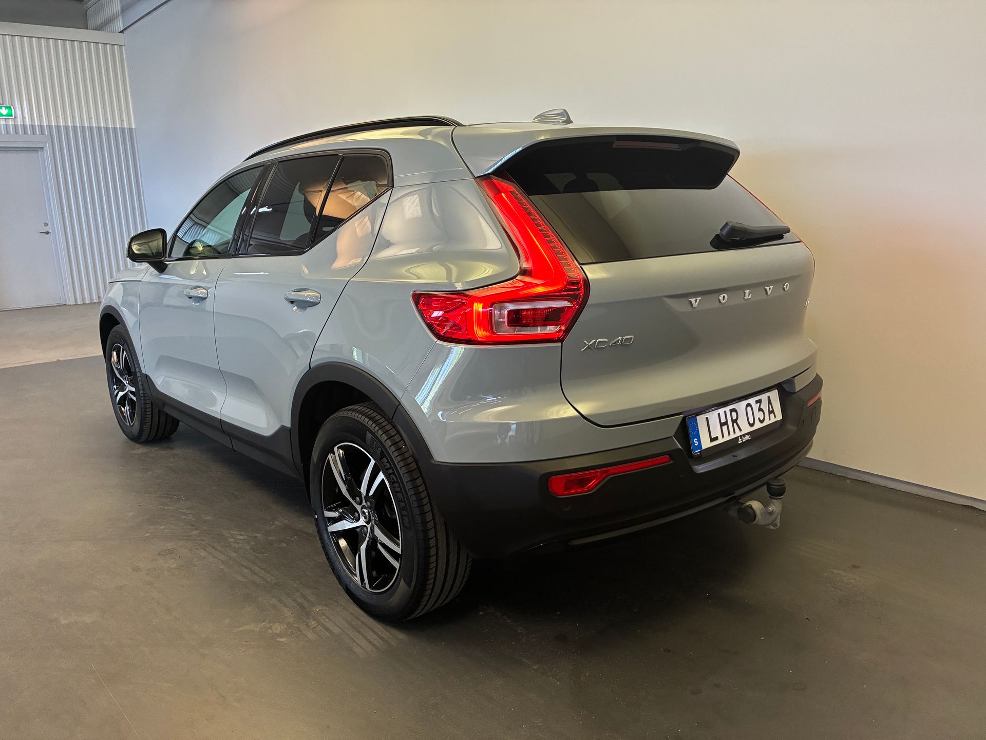 Volvo XC40 B4 2025, bild 6/10