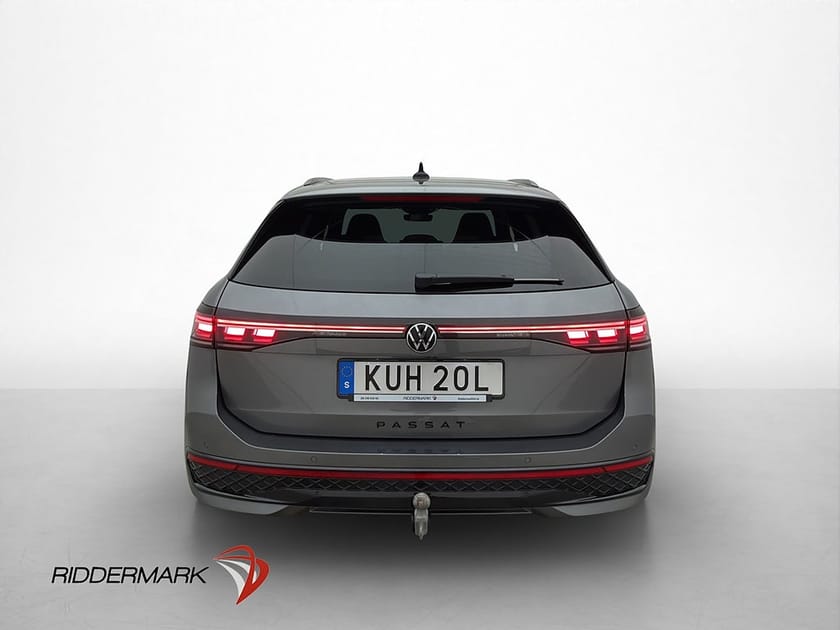 Bild 5 av Volkswagen Passat Sportscombi 2.0 TDI 193hk R-Line H/K PANO 360 Drag