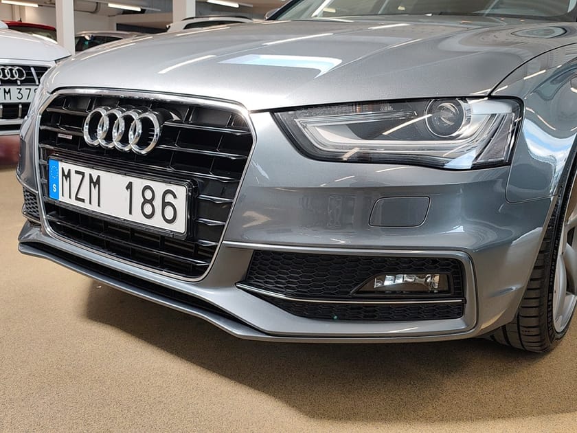 Bild 5 av Audi A4 Avant 2.0 TFSI Q 211 hk S-Line/Drag/Alcantra