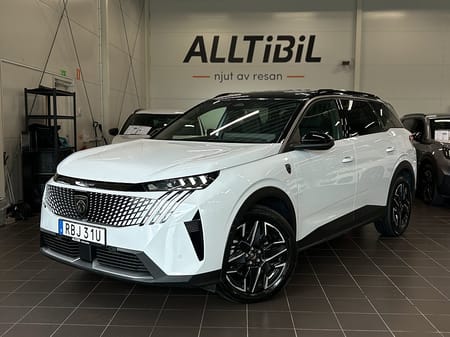 Peugeot 5008 HYBRID 136