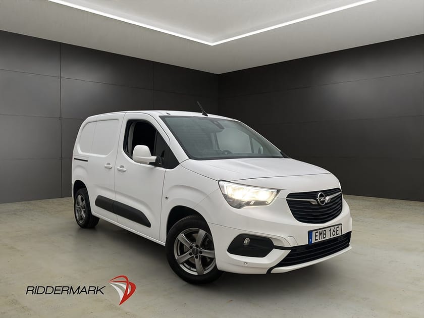 Bild 1 av Opel Combo Cargo IP 1.5HDi Värmare CARPLAY Farthållare B-Kamera Moms