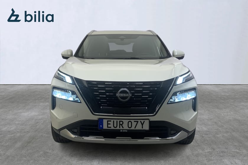 Bild 2 av Nissan X-Trail e-4ORCE Tekna  E-force Skinn/V-hjul