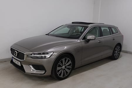 Volvo V60 Recharge T6 AWD Aut Inscription Pano Läder H/K Drag