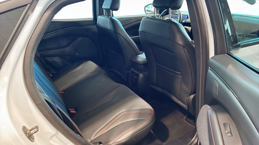 Bild 5 av Ford Mustang Mach-E Standard Range AWD SR 269hp | Teknikpaket + | 360° kamera |