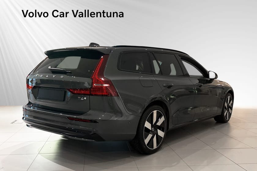 Bild 4 av Volvo V60 T6 Plus Dark Nordic Edition