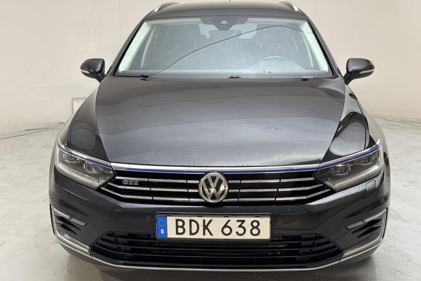 Bild 5 av Volkswagen Passat Variant GTE Plug-in-Hybrid SC Executive Business Drag
