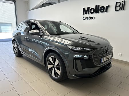 Audi Q6 e-tron quattro 388hk S-line /Matrix /Rattvärme /Drag
