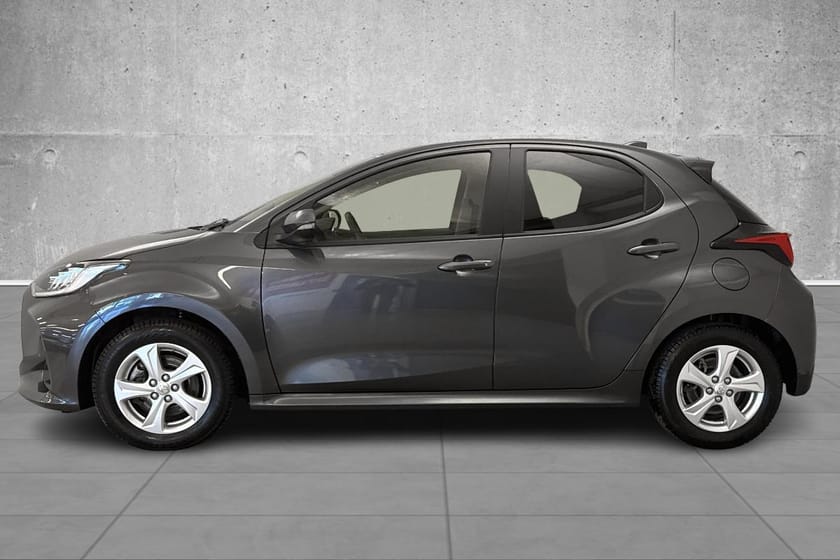 Bilde 2 av Toyota Yaris Hybrid 115 /NY service/Navi/Active Tech