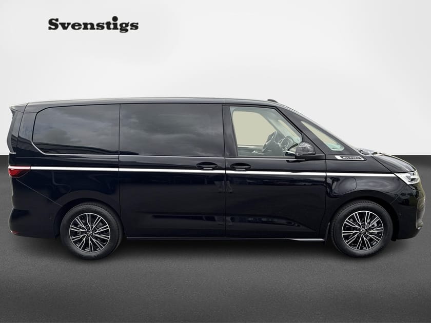 Bild 3 av Volkswagen Multivan eHybrid 4M STYLE HJULBAS: 3124 MM LÅNGT ÖVERHÄNG MOT