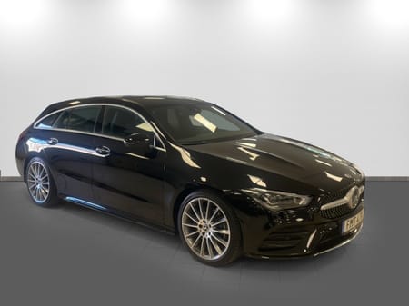 Mercedes-Benz CLA 200 d 4MATIC Shooting Brake AMG Line