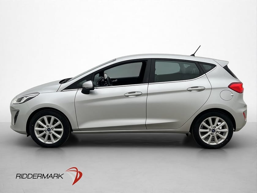 Bild 4 av Ford Fiesta 100hk Titanium Bluetooth Navigation Farthållare