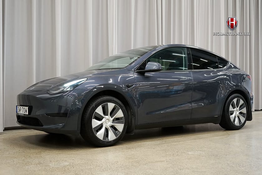 Bild 4 av Tesla Model Y Standard Range RWD Drag Värmepump Rattvärme MOMS