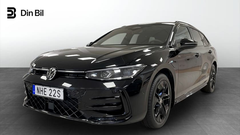 Bild 1 av Volkswagen Passat Variant eHybrid Laddhybrid R-line Black/vämare/Drag/B-kamera/Glast