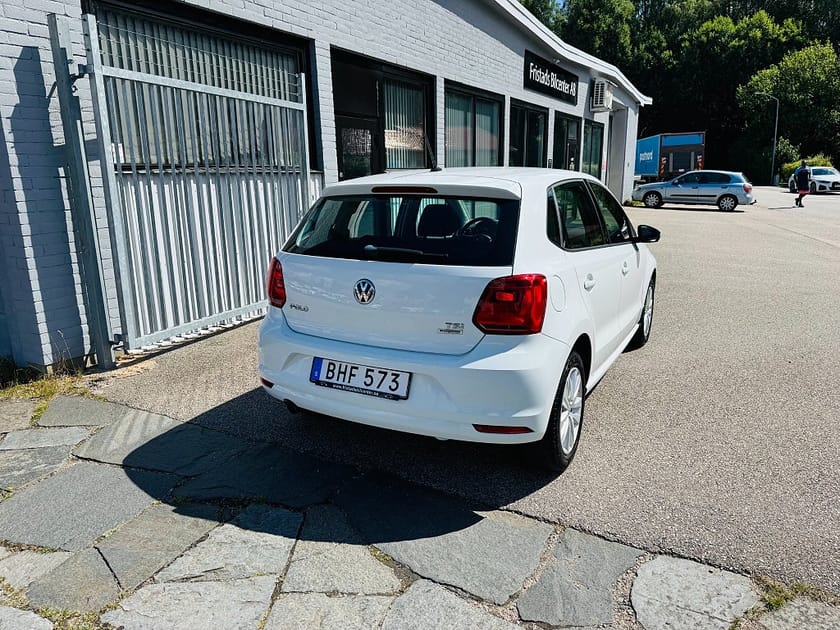 Bild 3 av Volkswagen Polo 1.2 TSI 90HK BMT 5-D / 8700Mil