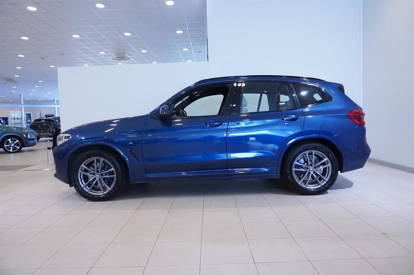 Bild 3 av BMW X3 xDrive30i xDrive 30i, M-Sport Paket, Skinn, Navigation, Drag, Panoramaglastak, El-Stolar Mm