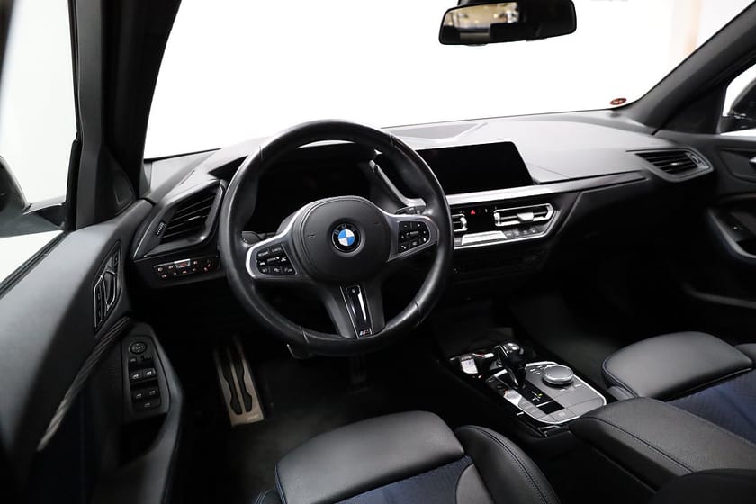 Bild 3 av BMW 120d xDrive 120 M Sport/ Elstol/ Drag/ M-Performance