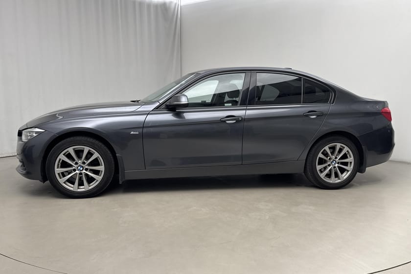 Bild 2 av BMW 320i xDrive Sedan