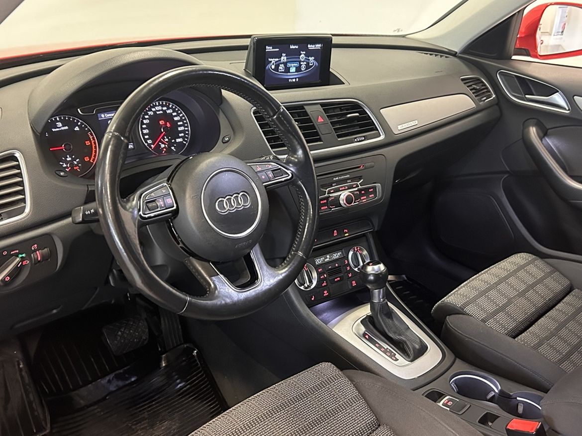 Audi Audi Q3 — bild 21