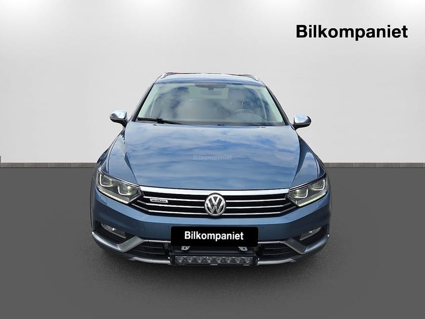 Bild 2 av Volkswagen Passat Alltrack 2.0 TDI DPF SCR BMT 4Motion (V-Hjul, Dragkok)