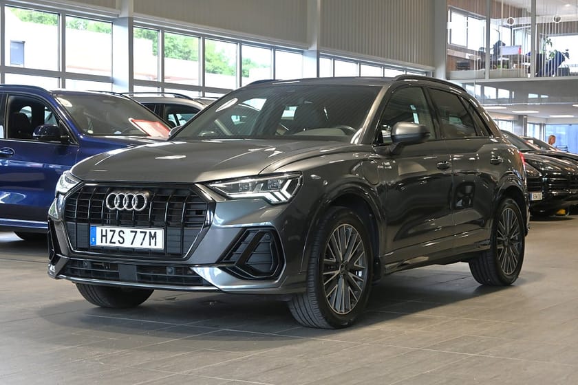 Bild 1 av Audi Q3 45 TFSI e S Tronic S Line MATRIX Drag Cockpit