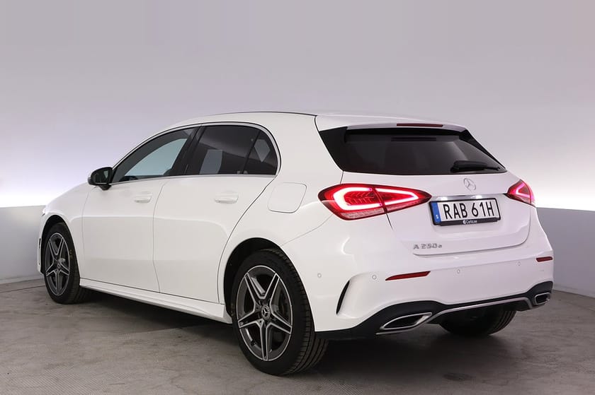 Bild 4 av Mercedes-Benz A 250 e AMG Widescreen Kamera Navi LED