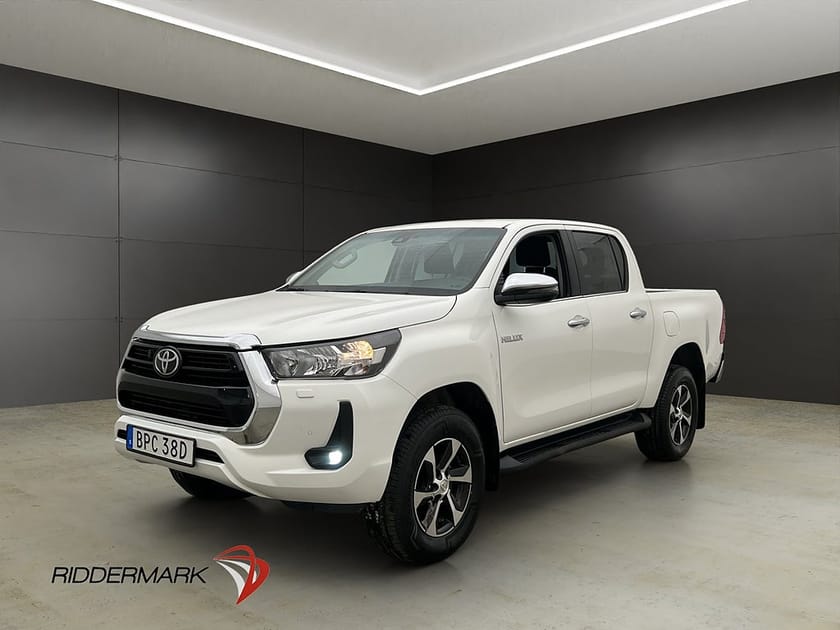 Bild 3 av Toyota Hilux Dubbelhytt Hero 2.4 AWD M/K-Värmare Drag Kamera Diff Moms