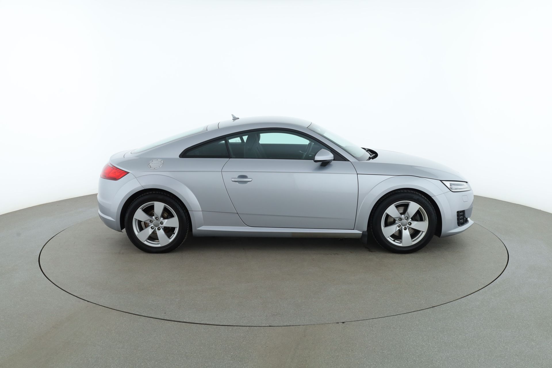 Audi TT 1.8 TFSI 2018, photo 6/41