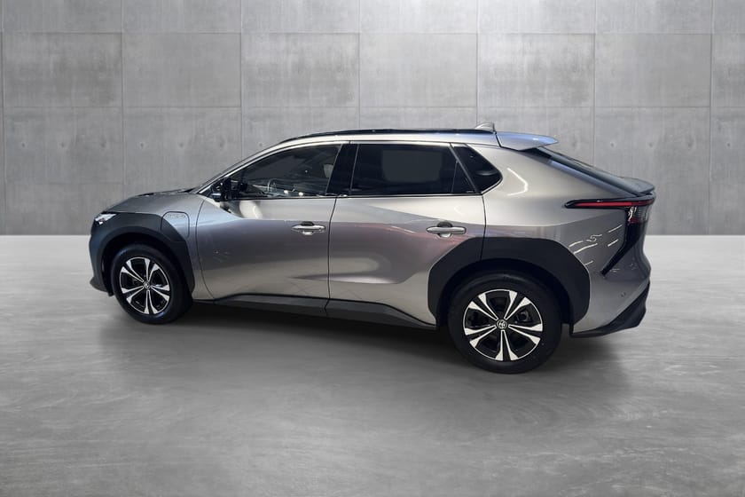 Bilde 2 av Toyota bZ4X AWD Executive