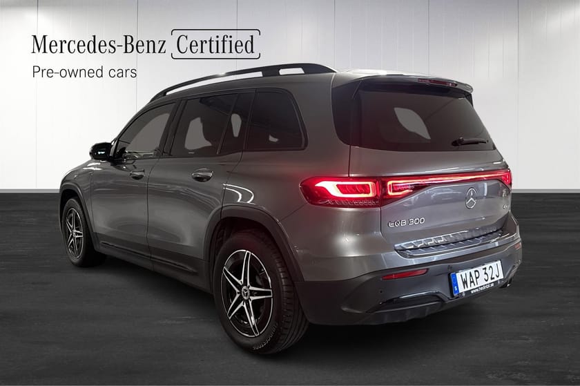 Bild 3 av Mercedes-Benz EQB 300 4MATIC 7 SITS / AMG LINE / PREMIUM