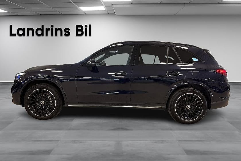 Bild 4 av Mercedes-Benz GLC 300 e 4MATIC AMG Night Drag Distronic Burmester
