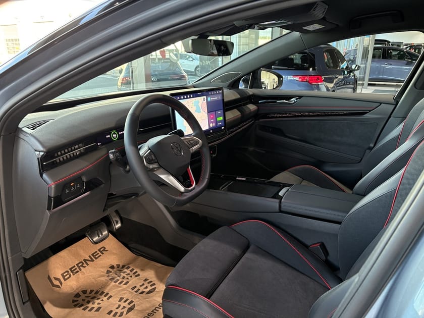 Bild 2 av Volkswagen ID.7 GTX Tourer