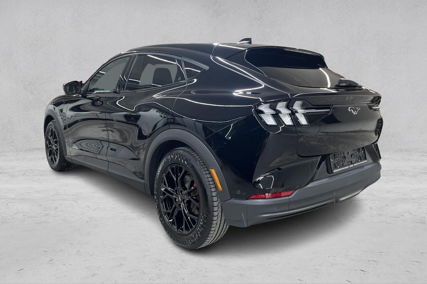 Bilde 3 av Ford Mustang Mach-E Standard Range RWD, Teknopakke+, Inntil 440km Rekkevidde