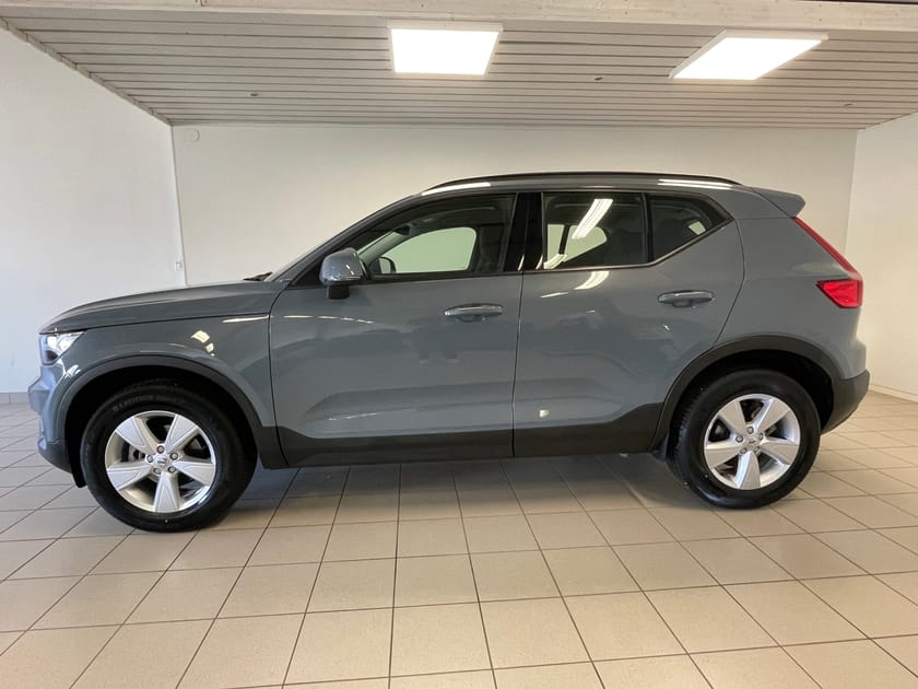 Bild 2 av Volvo XC40 T3 FWD aut Edition Backkamera Värmare