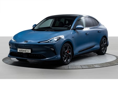MG IM6 Performance PERFORMANCE//AWD//AIR