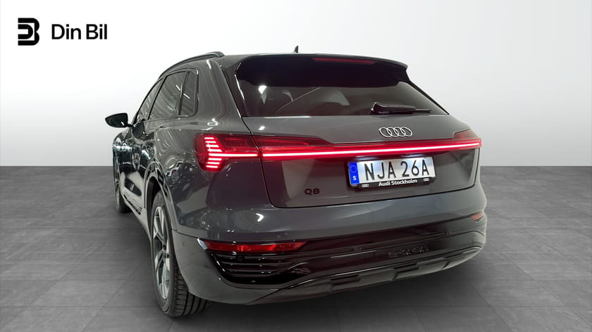 Bild 3 av Audi Q8 50 e-tron quattro 340HK Proline
