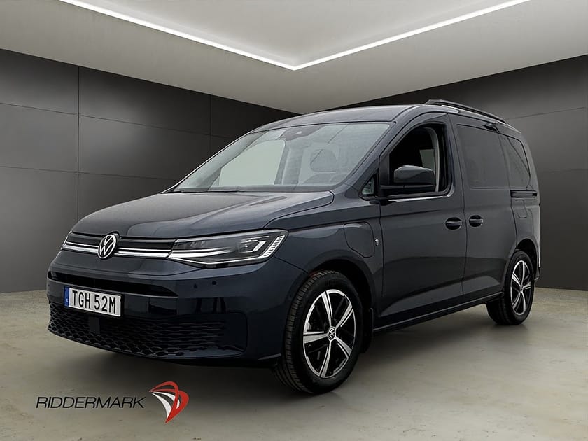 Bild 1 av Volkswagen Caddy eHybrid Life Cockpit Värmare Kamera CARPLAY