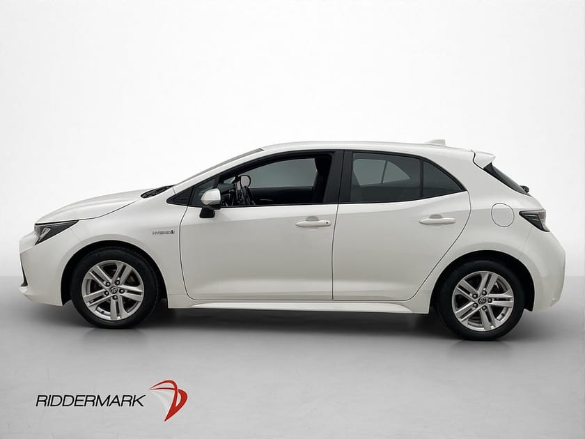 Bild 3 av Toyota Corolla Hybrid e-CVT 122hk B-Kamera Farthållare