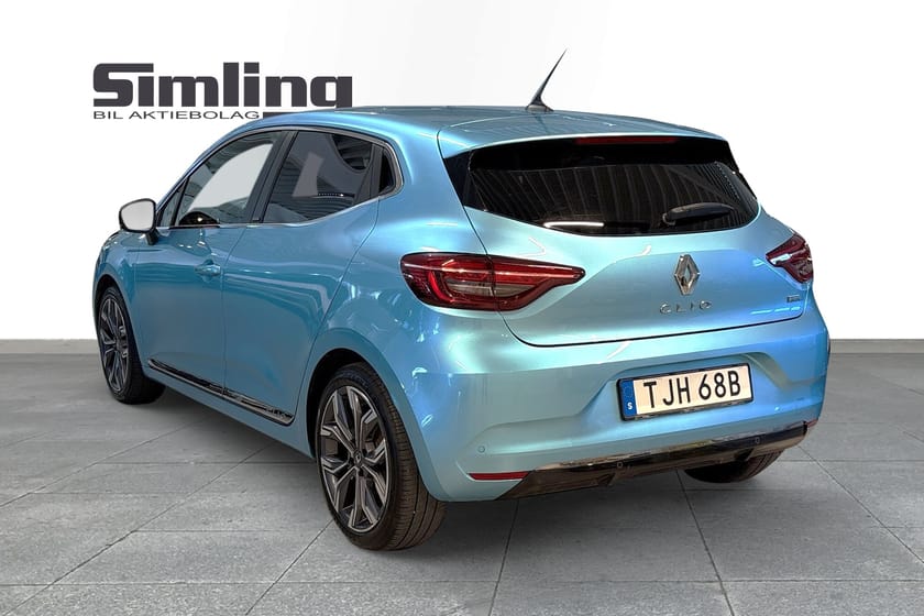Bild 2 av Renault Clio E-TECH 1.6 Hybrid MultiMode Intens / Vinterhjul