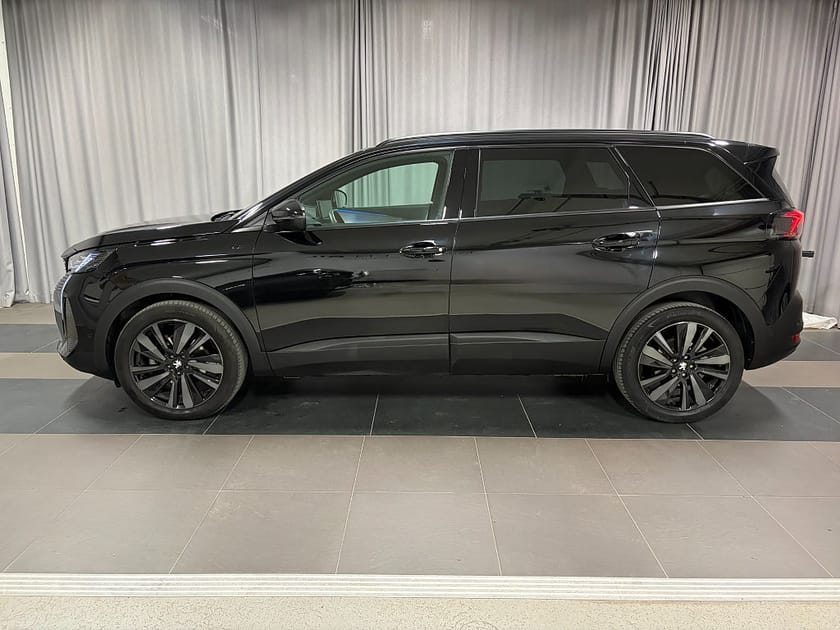Bild 2 av Peugeot 5008 GT PT 130 AUT8 Black Pack 7-sits Inkl. Drag Vinterhjul