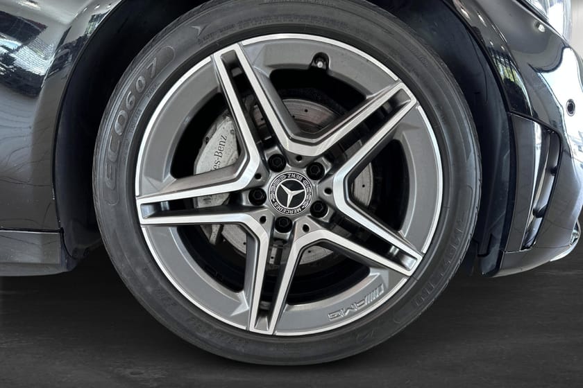 Bild 5 av Mercedes-Benz C 200 T d AMG Line / Drag