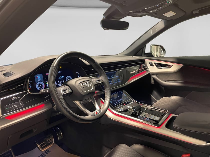 Bild 4 av Audi Q8 60 TFSI e quattro S-LINE 462HK / NightV / B&O / Pa