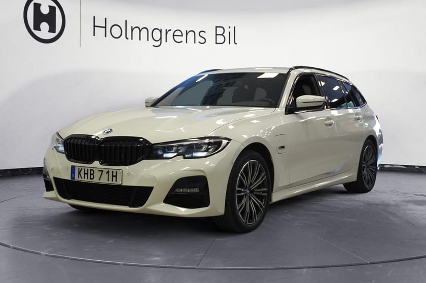 Bild 1 av BMW 330e xDrive Touring M Sport Drag HiFi