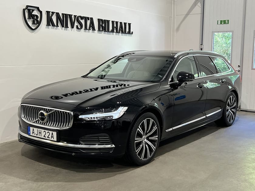 Bild 1 av Volvo V90 Recharge T6 AWD INSCRIPTION Orrefors Moms Drag  340hk
