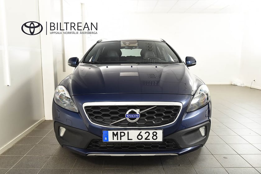 Bild 5 av Volvo V40 Cross Country D4 Ocean Race Business Edition Backkamera VoC Skinn