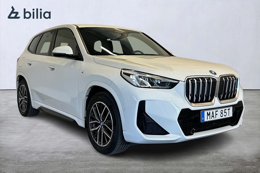 Bild 3 av BMW iX1 xDrive30 xDrive30/ M Sport Edition / Dragkrok / Backkamera