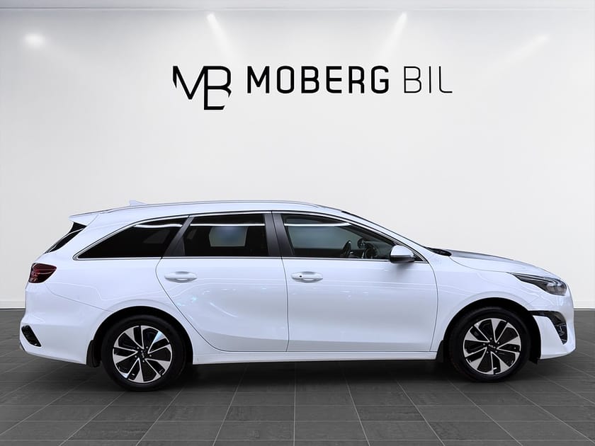 Bild 3 av Kia Ceed Sportswagon Plug-in Hybrid Sw 141hk Helg på Moberg! Advance B-Kamera