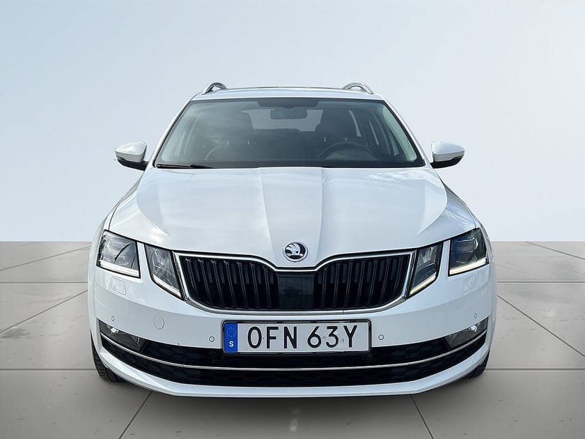 Bild 2 av Škoda Octavia Kombi G-TEC Skoda 1.5 TSI Sov-däck/Kamera/P-sens/Skinn/Lågskatt