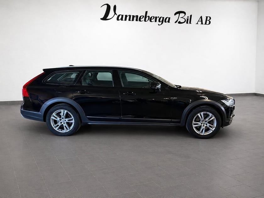 Bild 5 av Volvo V90 Cross Country D4 AWD Geartronic Inscription Pro Euro 6