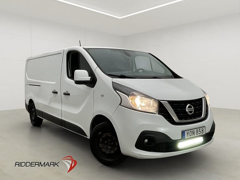 Bild 3 av Nissan NV300 Skåpbil 1.6dCi L2 Värmare Dragkrok 3-Sits B-Kamera Moms